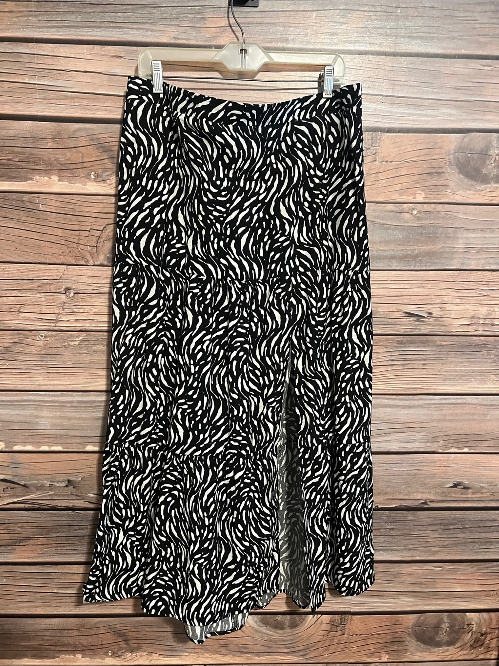 Nine West Black and White Printed Maxi Skirt